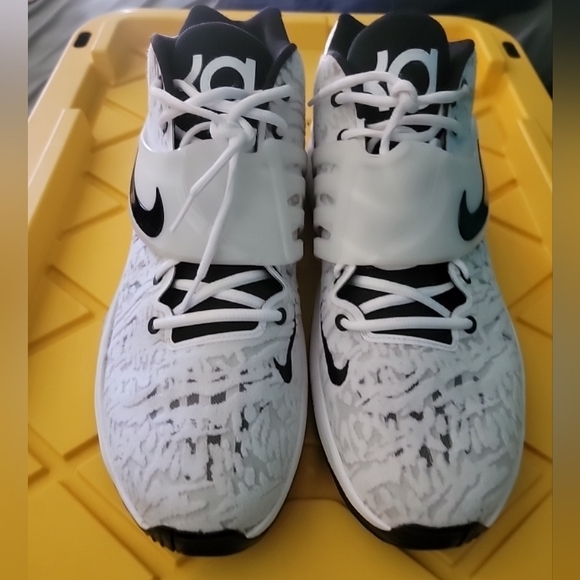 Nike KD 14 TB White/Black Size 16.5 Kevin Durant Basketball Shoe Big and Tall - Picture 4 of 11